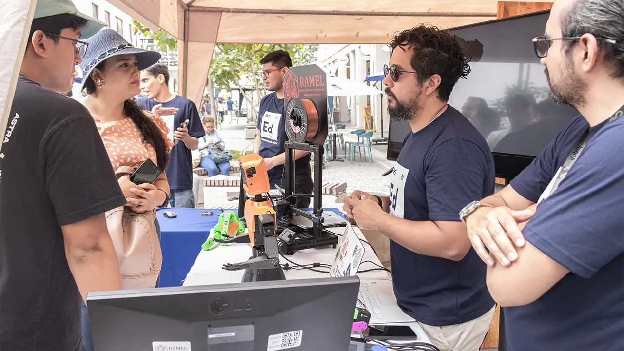 La Ruta de la Innovación se tomó el centro de Guayaquil con Arte y Ciencia