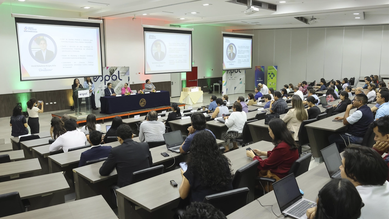 ESPOL impulsa el Programa Cátedras Empresariales para estudiantes de todas sus carreras